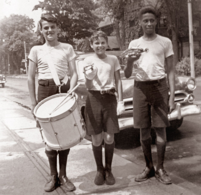 L-R: Bob Cook, Ron Cook, Hector Roberts, Opti-Corps (1955?)
Keywords: 1955
