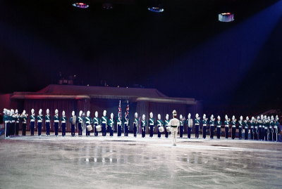 Toronto Optimists (Ice Follies, January, 1958)
From Don Daber's Collection
Keywords: 1958