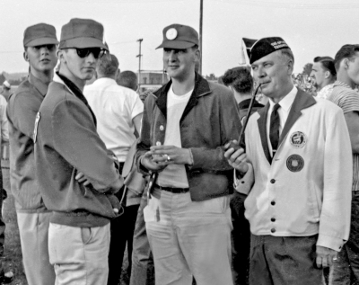 Phil Hennings, Ian Robertson, Bob Owen and Mr Baggs, Toronto Optimists (Falconer, 1960)
Photo by Don Daber
Keywords: 1960