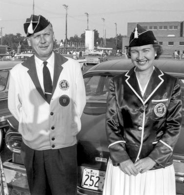 Mr and Mrs Baggs (Falconer, 1960)
Photo by Don Daber
Keywords: 1960