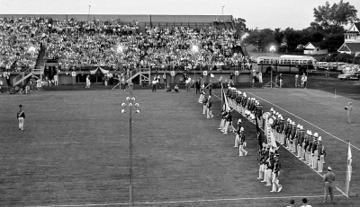 Colonial Cavailiers (Tournament of Drums, Rochester, 1960)
Photo by Don Daber
Keywords: 1960