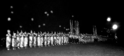 Jolly Jesters releasing balloons at the start of their show (NY-Canadians, Rochester, 1960)
Photo by Don Daber
Keywords: 1960
