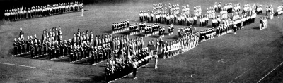 Retreat at the International Championship at Varsity Stadium in Toronto (1960)
L-R:
Optimists, De La Salle, Audubon All-Girls, The Ambassadors, Royalaires, Lt Norman Prince
Back: Leaside Lions

Photo by Terrence Douglas Smith
Keywords: 1960