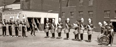Toronto Optimists warming up (Emancipation Day, Windsor, 1960)
Photo by Don Daber
Keywords: 1960