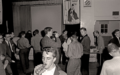 Toronto Optimists' Rally Night (1961)
Photo by Don Daber
Keywords: 1961