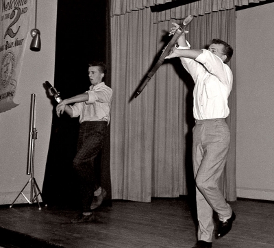 Andy Henderson and Al Miller (Rally Night, 1961)
Photo by Don Daber
Keywords: 1961
