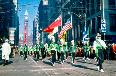 Toronto Optimists (Grey Cup Parade, Toronto, 1962)
Photo by Don Daber
Keywords: 1962