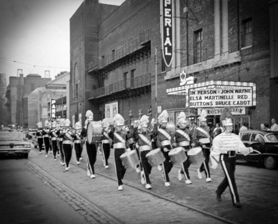 Toronto Optimists outside Imperial Theatre in Toronto (Hatari Parade, Toronto, June 25, 1962)
Photo by Don Daber
Keywords: 1962