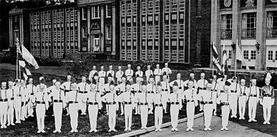 De La Salle, in front of the school (about 1963)
Keywords: 1963 1962