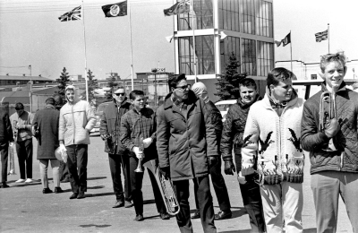 Toronto Optimists rehearsing at the CNE (1964)
Photo by Don Daber
Keywords: 1964
