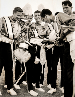 Bill Grigg had a zipper malfunction, Toronto Optimists (Menominee, MI, 1964)
Photo by Don Daber
Keywords: 1964