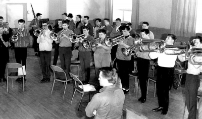 Toronto Optimists rehearsing (appears to be the Shrine Temple, 1964)
Keywords: 1964