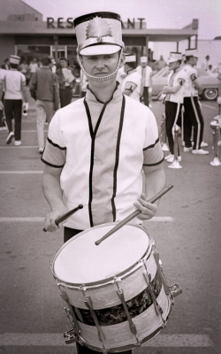 Ron Kaiser wearing summer parade tops, Toronto Optimists (St Jerome, Quebec, 1964)
Photo by Don Daber
Keywords: 1964
