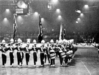 Indoor Show  (1964)
Photo by Don Daber
Keywords: 1964