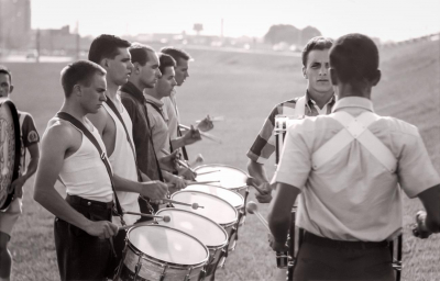 Dave Sims (on left edge), Russ Jarvis, Gord Lefevre, Orest Burak, Ron Kaiser  and Vic Kruklis, Dave Harris & Emilio Russo (Toronto Lakeshore, 1965)
Photo by Don Daber
Keywords: 1965