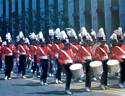 Des Plaines Vanguard (about 1965)
From Drum Corps Digest
Keywords: 1965