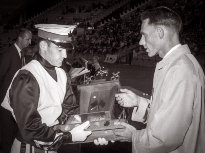 LaSalle Cadets receive a trophy from Dick Brown (Nationals, Montreal, 1966)
Photo by Don Daber
Keywords: 1966