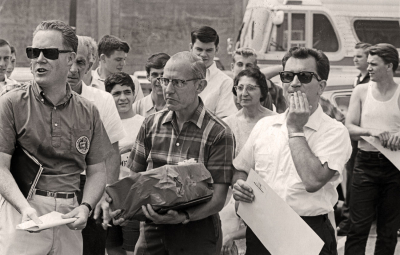 Don Daber and ? (Looks like a billeting situation, Garfield, NJ, 1967)
Photo by Frans Rood
Keywords: 1967