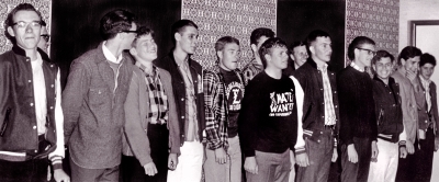 A bunch of the guys or, perhaps, rookies (1966)
L-R: 1.Stewart Young  2. Bob Christie (in back) 3. Bruce Van Goosen 4. Neil Hawthorne 5. Dave Blevins 6. Bill MacMillan 7. Rick Tracey 8.(U.K. in back) 9. Dave Matts (in back) 10. Bill Fallows 11. John"Scotty" MacDonald...... the last three unknown...they were in the guard...  (from Rick Tracey)
Photo by Don Daber
Keywords: 1966