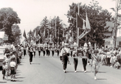 Toronto Optimists (Port Dover Parade, 1968)
Photo by Ed Cochrane (Randy's Dad)
Keywords: 1968