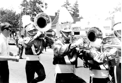Toronto Optimists (Port Dover Parade, 1968)
Photo by Ed Cochrane
Keywords: 1968