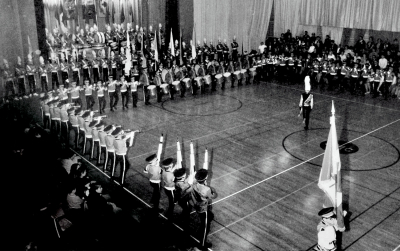 Toronto Optimists and Optimists Cadets (Indoor show, 1969)
Photograph by Don Daber
Keywords: 1969
