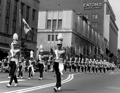 Toronto Optimists (Yonge & College, Toronto, 1971)
Photo by Don Daber
Keywords: 1971