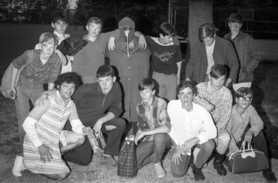 A bunch of the guys (Initiations, 1971)
Photo by Don Daber
Keywords: 1971