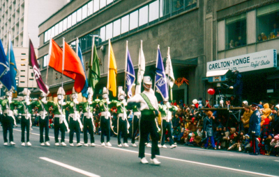 Toronto Optimists (Toronto Santa parade, Yonge & Carlton, 1971)
Photo by Don Daber
Keywords: 1971