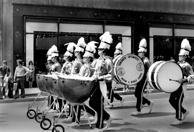 Tymps on Wheels (Yonge St, Toronto, 1971)
Photo by Don Daber
Keywords: 1971