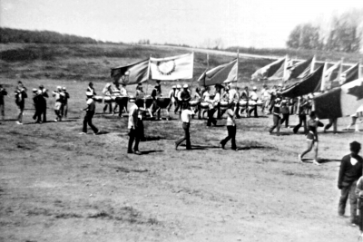 Toronto Optimists rehearsing (Flesherton Camp, 1972)
Photo submitted by Randy Cochrane
Keywords: 1972