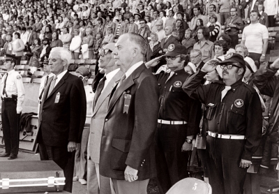 Robert Stanfield, Leader of the Opposition, and Mr Baggs standing for National Anthem (Nationals, CNE, 1972)
Submitted by Phil Hennings
Keywords: 1972