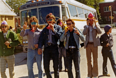 Are these Optimists hiding from someone? (1971)
Submitted by Vern Johansson
Keywords: 1971 1973