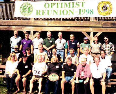 Members of the 1973 Optimists (1998 reunion)
Photo submitted by Randy Cochrane
Keywords: 1998 1973