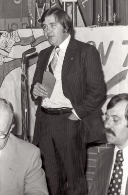 Doug MacKenzie & Joe Gianna (Awards Dinner, 1975)
Photo by Don Daber
Keywords: 1975