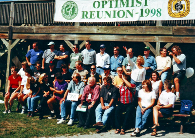Members of the 1976 Seneca Optimists (1998 reunion)
Photo by Randy Cochrane
Keywords: 1998 1976