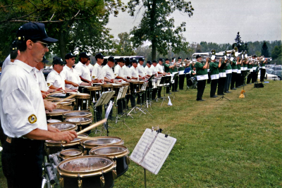 Optimists Alumni performing (Optimists reunion, 2003)
Submitted by Vern Johansson
Keywords: 2003