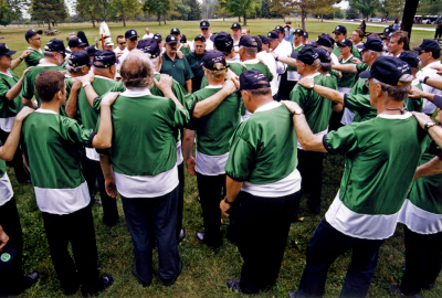 Singing the corps song (Optimists Reunion, 2003)
Submitted by Vern Johansson
Keywords: 2003