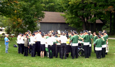Singing the corps song (Optimists Reunion, 2003)
Photo by Randy Cochrane
Keywords: 2003