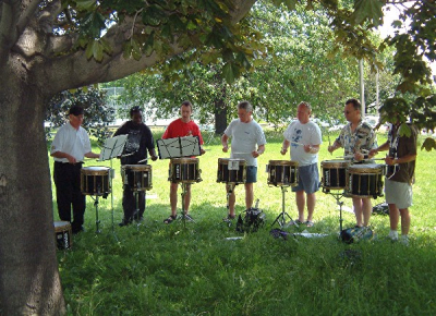 Optimists Alumni Snares (Optimists Reunion, 2003)
Keywords: 2003