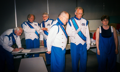 Dave, Paul, Bob, Warren, Len and Pat, Optimists Alumni (649 Promo, 2004)
Keywords: 2004