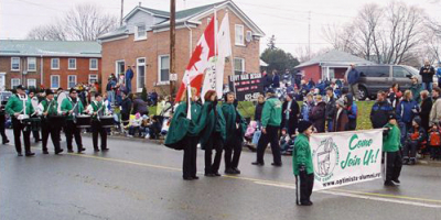 Optimists Alumni, Bowmanville Santa Claus parade (2005)
Photo submitted by Susan Roberts
Keywords: 2005