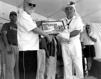 Don Daber (L) makes presentation to Paul Bauer of Scout House Alumni
Photo submitted by Phil Hennings
Keywords: 2005