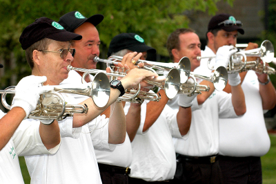 Horns Warming up (Waterloo, 2006)
L-R: Toby Frechette, Dennis Roberts, Warren Berger, Doug Roblin, Steve Lambert

Photo by Peter McCusker
Keywords: 2006