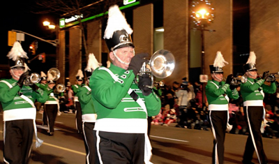 Brampton Santa Claus Parade (2007)
Anon
Keywords: 2007