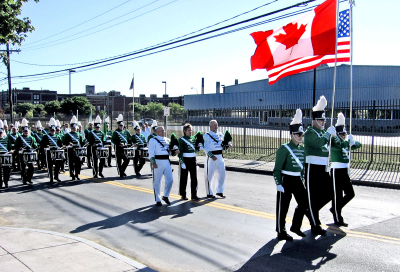 Optimists Alumni Marching to the Stadium (DCA, Rochester, 2007)
Photo submitted by Phil Hennings
Keywords: 2007