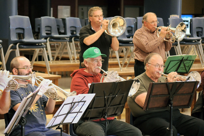 Rehearsing at St Mike's
Photo by David Johns
Keywords: 2008