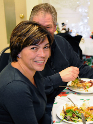 Debbie Bruce with Dave hiding behind (Christmas, 2008)
Photo by David Johns
Keywords: 2008