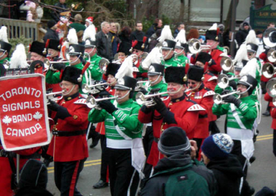Optimists Alumni and Toronto Signals together (Markham Santa Claus Parade, 2008)
Keywords: 2008