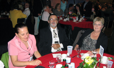 L-R: Eva Dixon, Ron Smith and Jan Smith at the G.A.S. Dinner (2008)
Photo by Phil Hennings
Keywords: 2008